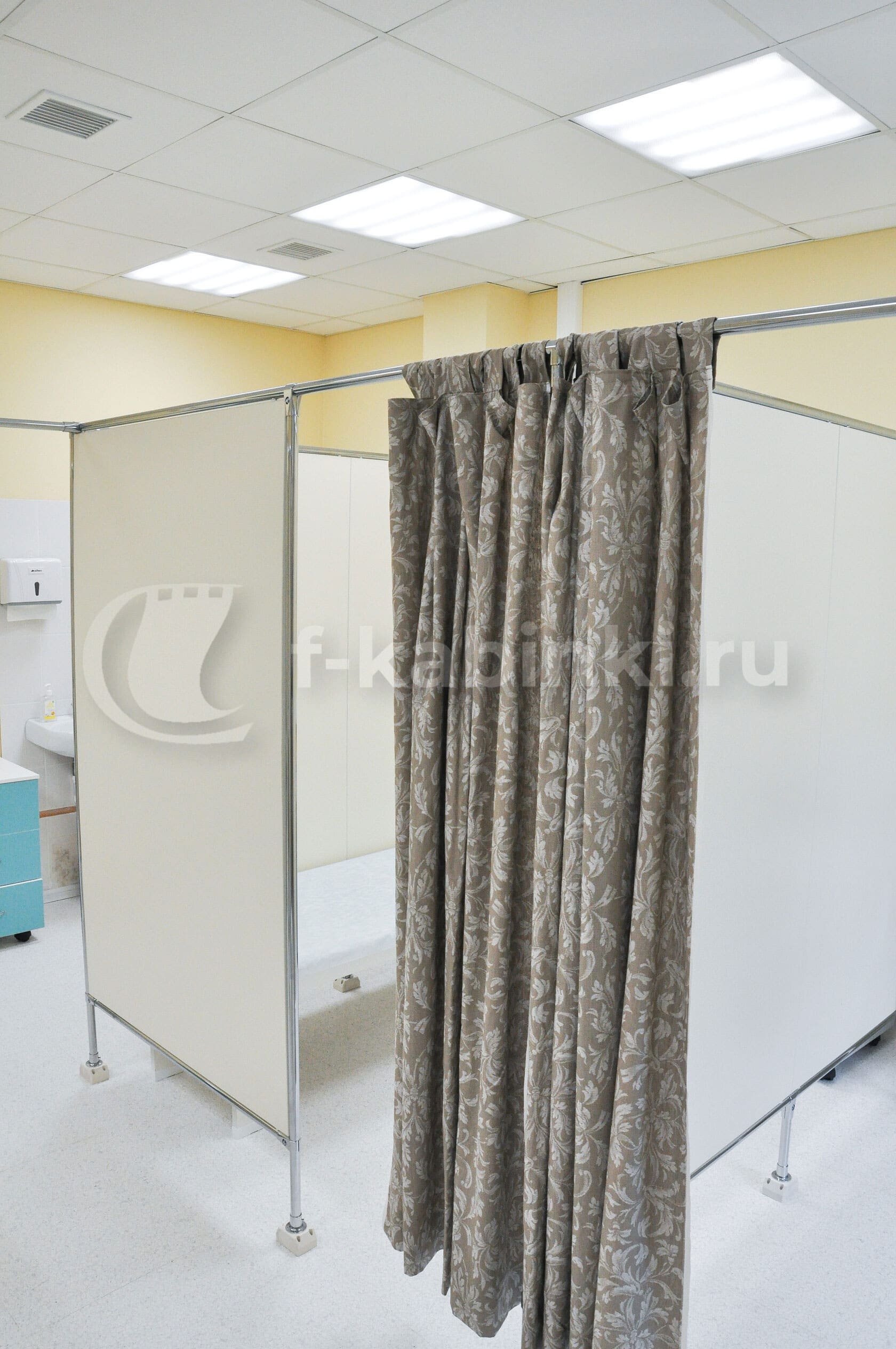 Льняные шторы для физиотерапевтических кабинок